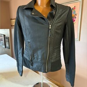 Elegant Black Leather Biker Jacket